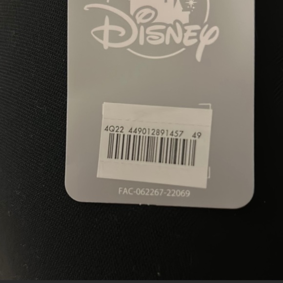 Disney shirt - Picture 2 of 4